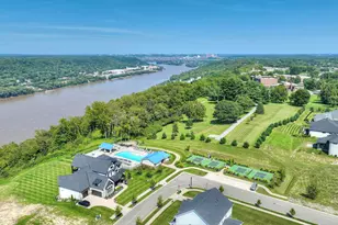 1097 Walburg Ave, Villa Hills, KY 41017 - Photo 11
