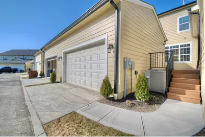 1097 Walburg Avenue, Villa Hills, KY 41017 - Photo 15