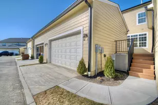 1097 Walburg Ave, Villa Hills, KY 41017 - Photo 15