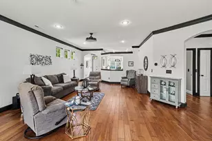 2583 St Charles Cir, Union, KY 41091 - Photo 3