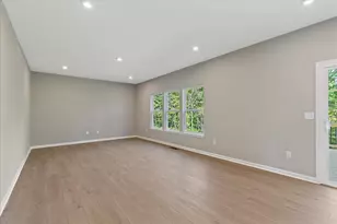 3040 Belleglade Dr, Covington, KY 41015 - Photo 11