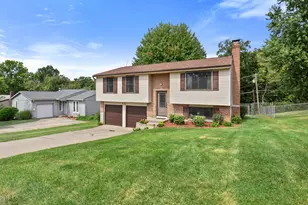 8 Crystal Lake Dr, Covington, KY 41017 - Photo 27