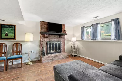 8 Crystal Lake Drive, Covington, KY 41017 - Photo 17