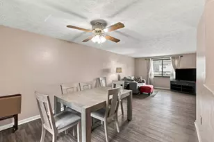 8 Crystal Lake Dr, Covington, KY 41017 - Photo 7
