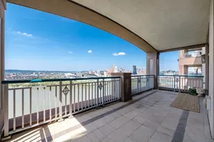 100 W Rivercenter Blvd, Covington, KY 41011 - Photo 49
