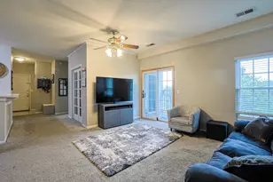 145 Saddlebrook Ln, Florence, KY 41042 - Photo 1