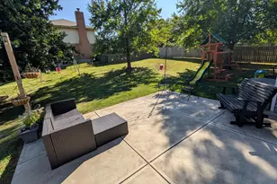 10530 Cheshire Ridge Dr, Florence, KY 41042 - Photo 7