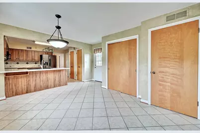 249 N Ashbrook Circle, Lakeside Park, KY 41017 - Photo 11
