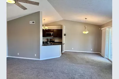 302 Mendocino Court #303, Cold Spring, KY 41076 - Photo 7