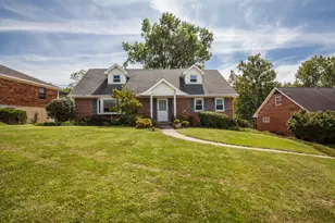 1721 Fort Henry Dr, Crestview Hills, KY 41017 - Photo 1