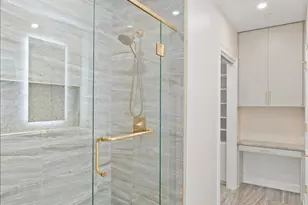 600 Ovation Wy, Newport, KY 41071 - Photo 25