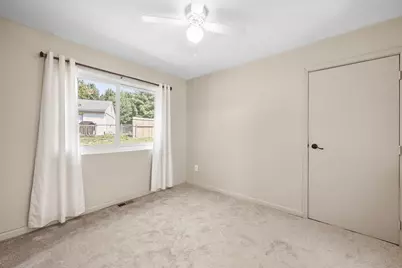 1812 Pioneer Boulevard, Burlington, KY 41005 - Photo 9