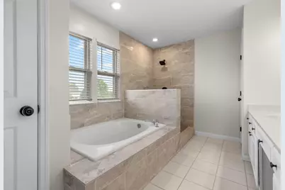 9763 Cherbourg Drive, Union, KY 41091 - Photo 21
