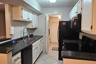 10124 Carnation Ct, Florence, KY 41042 - Photo 7