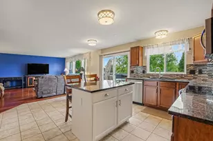 933 Hawkshead Ln, Erlanger, KY 41018 - Photo 7