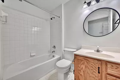 2097 Clareglen Drive #202, Crescent Springs, KY 41017 - Photo 7