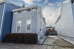 113 W 10th St, Newport, KY 41071 - Photo 1
