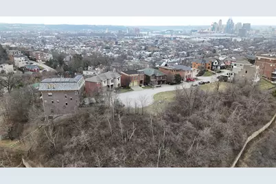 89 Watch Hill Lane, Newport, KY 41071 - Photo 1