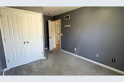 118 Summerfield Drive, Dry Ridge, KY 41035 - Photo 17