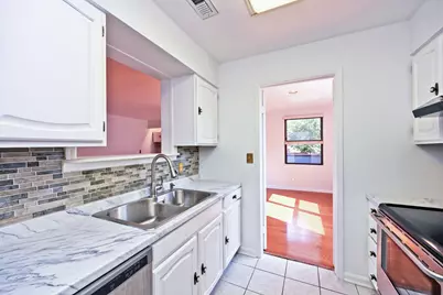323 E 2nd Street #101, Covington, KY 41011 - Photo 13