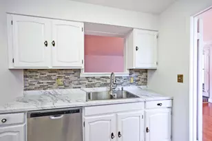 323 E 2nd St, Covington, KY 41011 - Photo 15