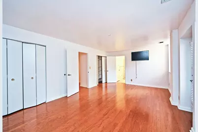 323 E 2nd Street #101, Covington, KY 41011 - Photo 17