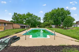 2650 Valley Trails Dr, Villa Hills, KY 41017 - Photo 31