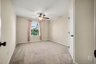 638 Foxhill Dr, Crescent Springs, KY 41017 - Photo 15