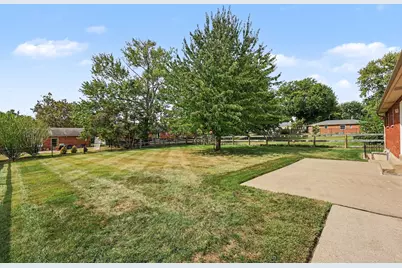 927 Villa Drive, Villa Hills, KY 41017 - Photo 3