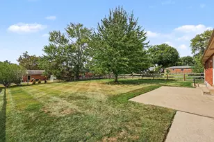 927 Villa Dr, Villa Hills, KY 41017 - Photo 3