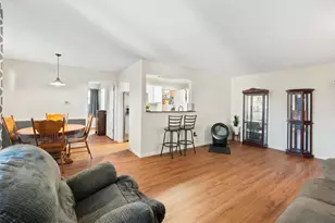 14 Meadow Ln, Highland Heights, KY 41076 - Photo 3