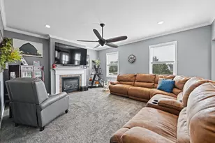 1963 Montpelier Dr, Hebron, KY 41048 - Photo 5