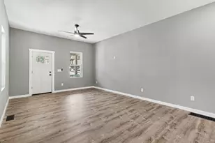 418 W 22nd St, Covington, KY 41014 - Photo 11
