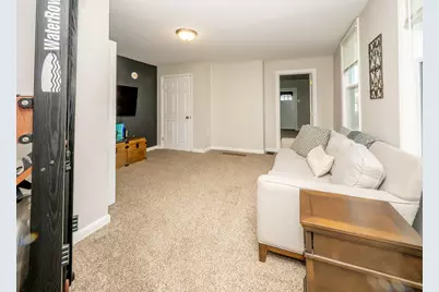 230 W 9th Street, Newport, KY 41071 - Photo 11