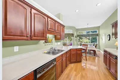 8424 Old World Court, Union, KY 41091 - Photo 9