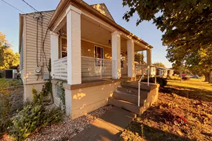 728 Rogers Rd, Villa Hills, KY 41017 - Photo 1