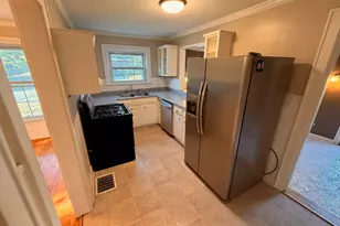 728 Rogers Rd, Villa Hills, KY 41017 - Photo 5