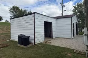 7076 Orangeburg Rd, Maysville, KY 41056 - Photo 15