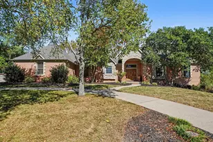 842 Bay Colt Ln, Union, KY 41091 - Photo 1