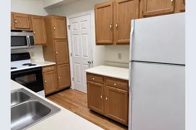 27 Highland Meadows Circle #12, Highland Heights, KY 41076 - Photo 5