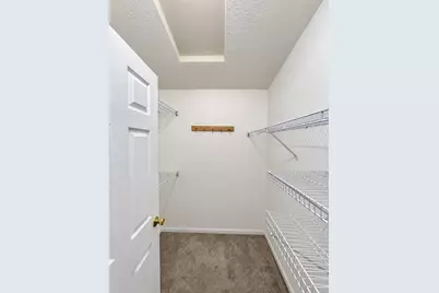 490 Lakeview Drive #7, Wilder, KY 41071 - Photo 5