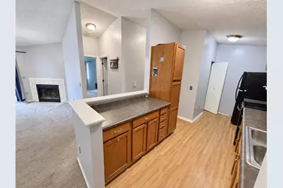 490 Lakeview Drive #7, Wilder, KY 41071 - Photo 11