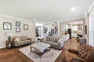 8641 Treeline Dr, Florence, KY 41042 - Photo 5