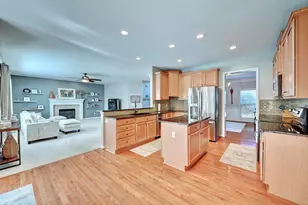 1413 StoneyHollow Ct, Hebron, KY 41048 - Photo 5