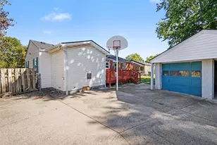 6125 Corinth Way, Louisville, KY 40219 - Photo 29