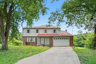 2820 University Cir, Crestview Hills, KY 41017 - Photo 1