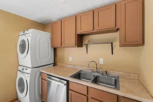 17 Miriam Dr, Florence, KY 41042 - Photo 9