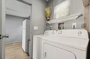 301 Eastern Ave, Elsmere, KY 41018 - Photo 23
