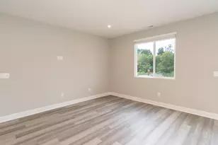 569 Tristan Ln, Florence, KY 41042 - Photo 5