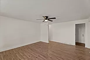 4 Airview Dr, Florence, KY 41042 - Photo 7